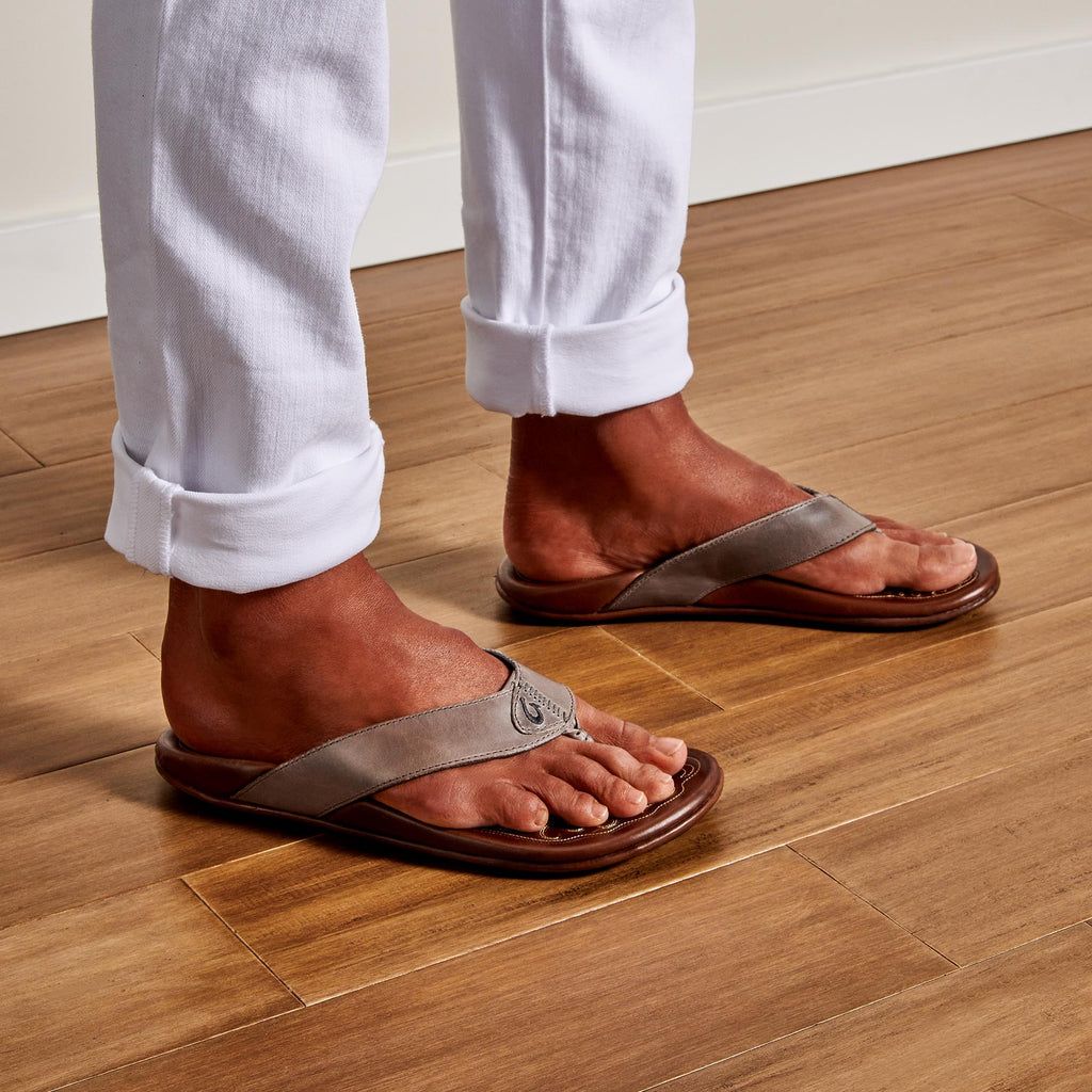 Men's Olukai Mekila Sandals Grey | SQFOHDI-37