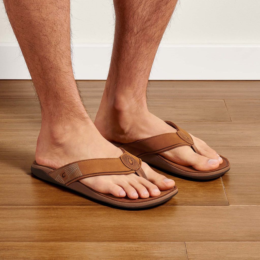 Men's Olukai Tuahine Sandals Brown | TRMSCEW-19