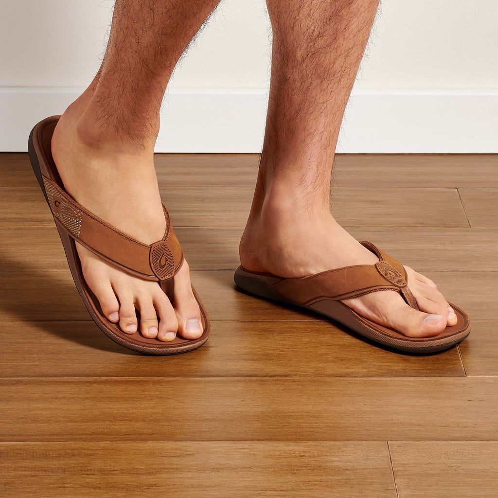 Men's Olukai Tuahine Sandals Brown | TRMSCEW-19