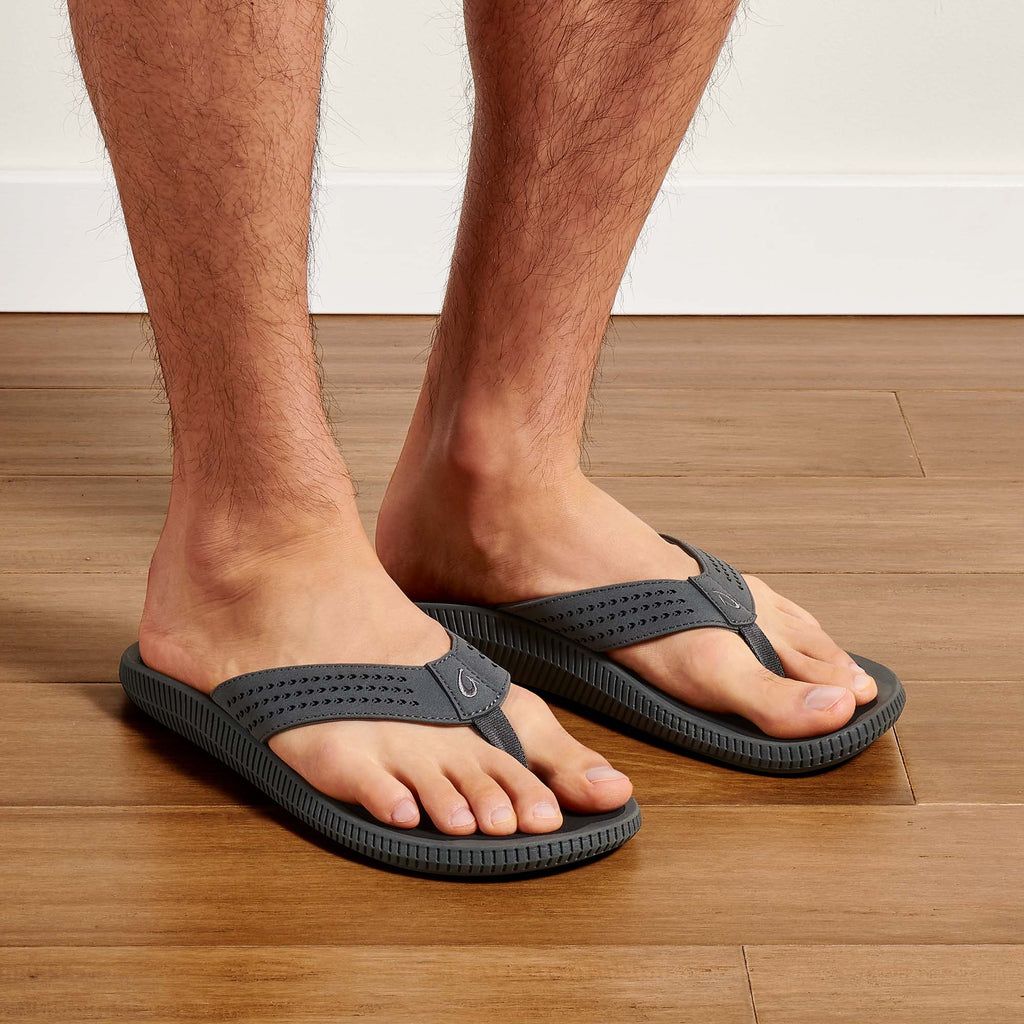 Men's Olukai Ulele Sandals Dark Grey | MTVJPOE-45