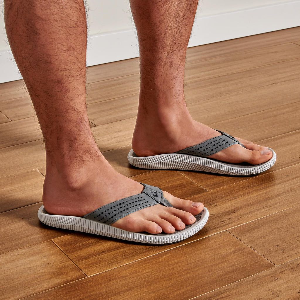 Men's Olukai Ulele Sandals Grey | QEUMLXG-84