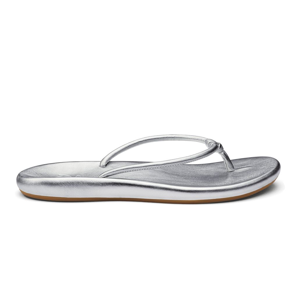 Women\'s Olukai Huawai Sandals Silver | PGHYBVQ-27