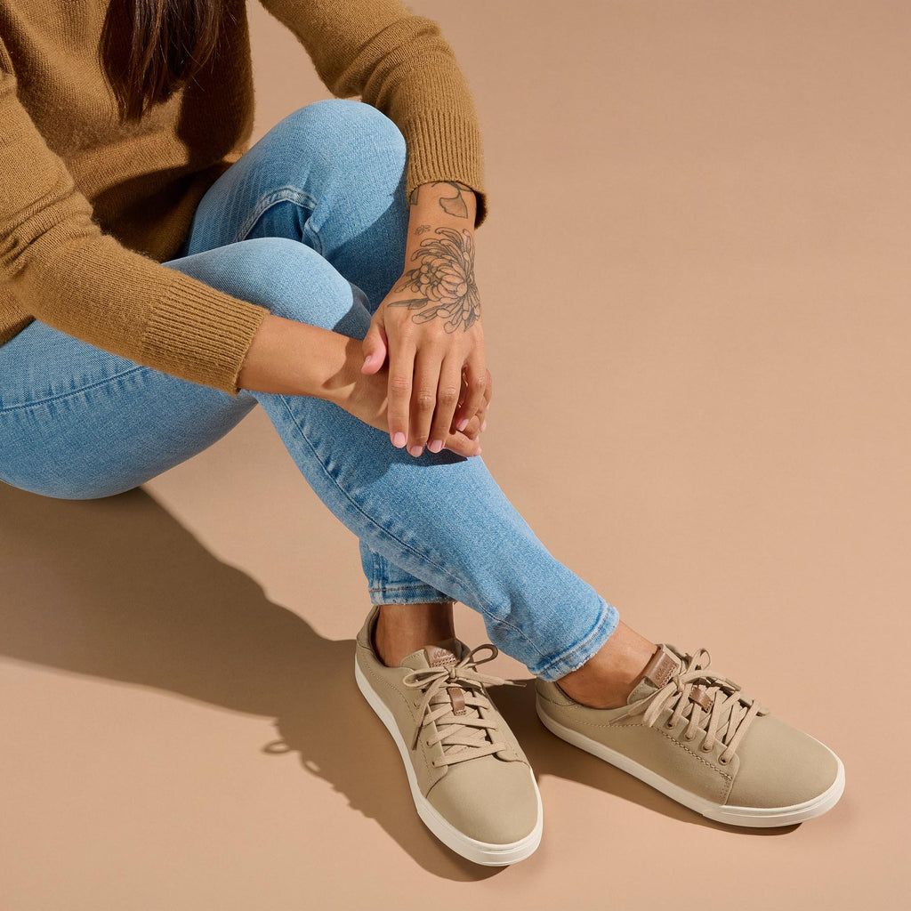 Women's Olukai Pehuea Lī Sneakers Khaki | SWGFKHJ-31