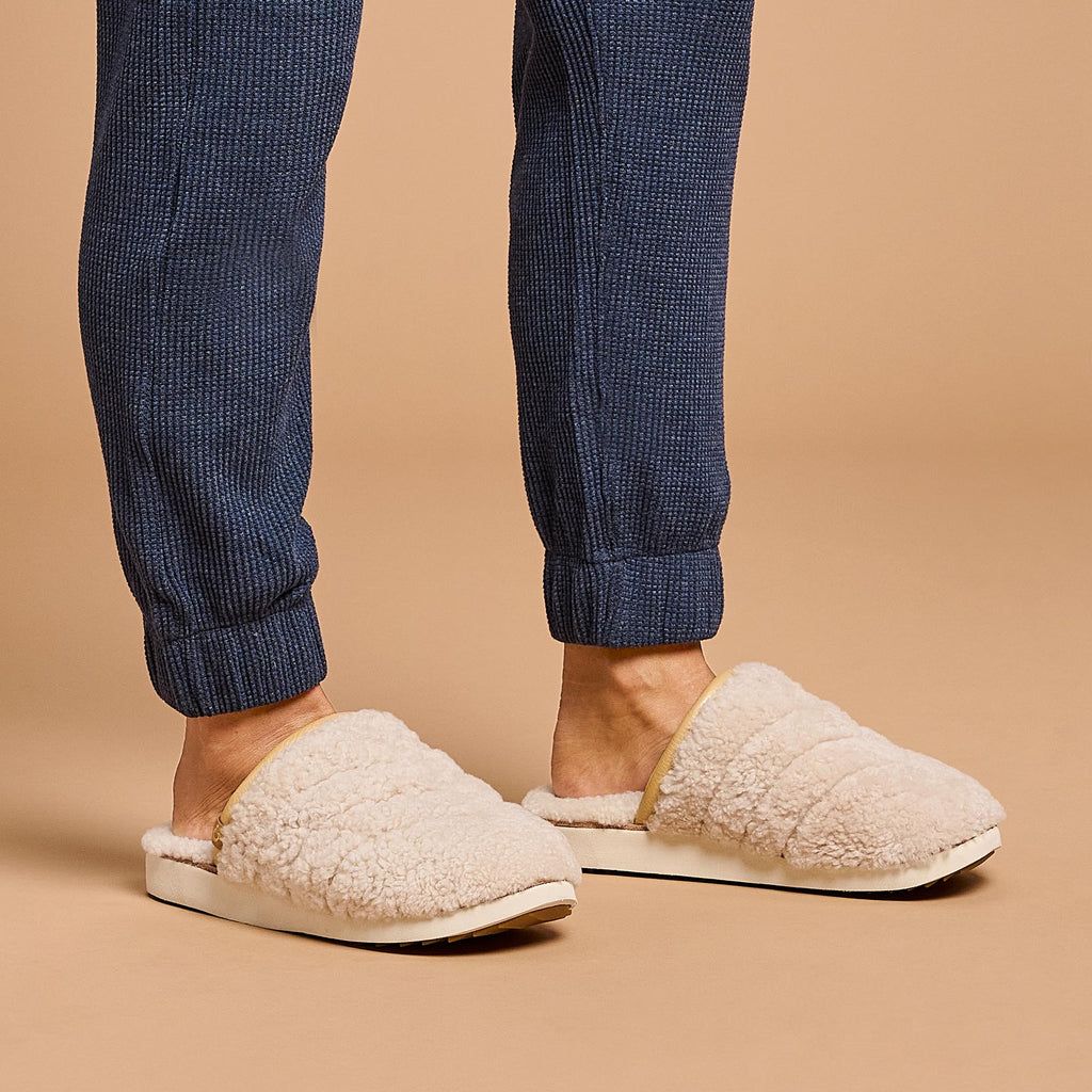 Women's Olukai Pūpū Mua Slippers White | DQMSALE-78