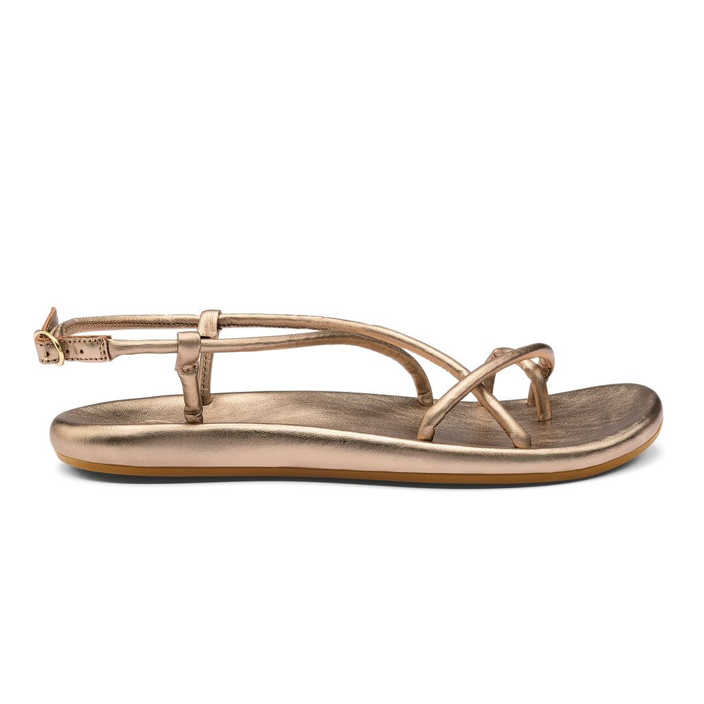 Women\'s Olukai Waiau Sandals Gold | HKVZGNI-91